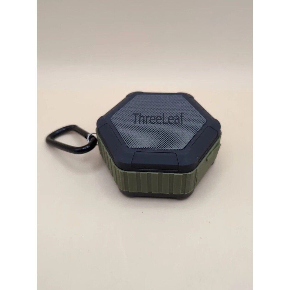 M5 ThreeLeaf Portable Bluetooth Speaker Outdoor Waterproof Green Gray Clip